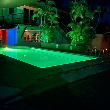 Parrot Resort Moalboal Kültér fotó