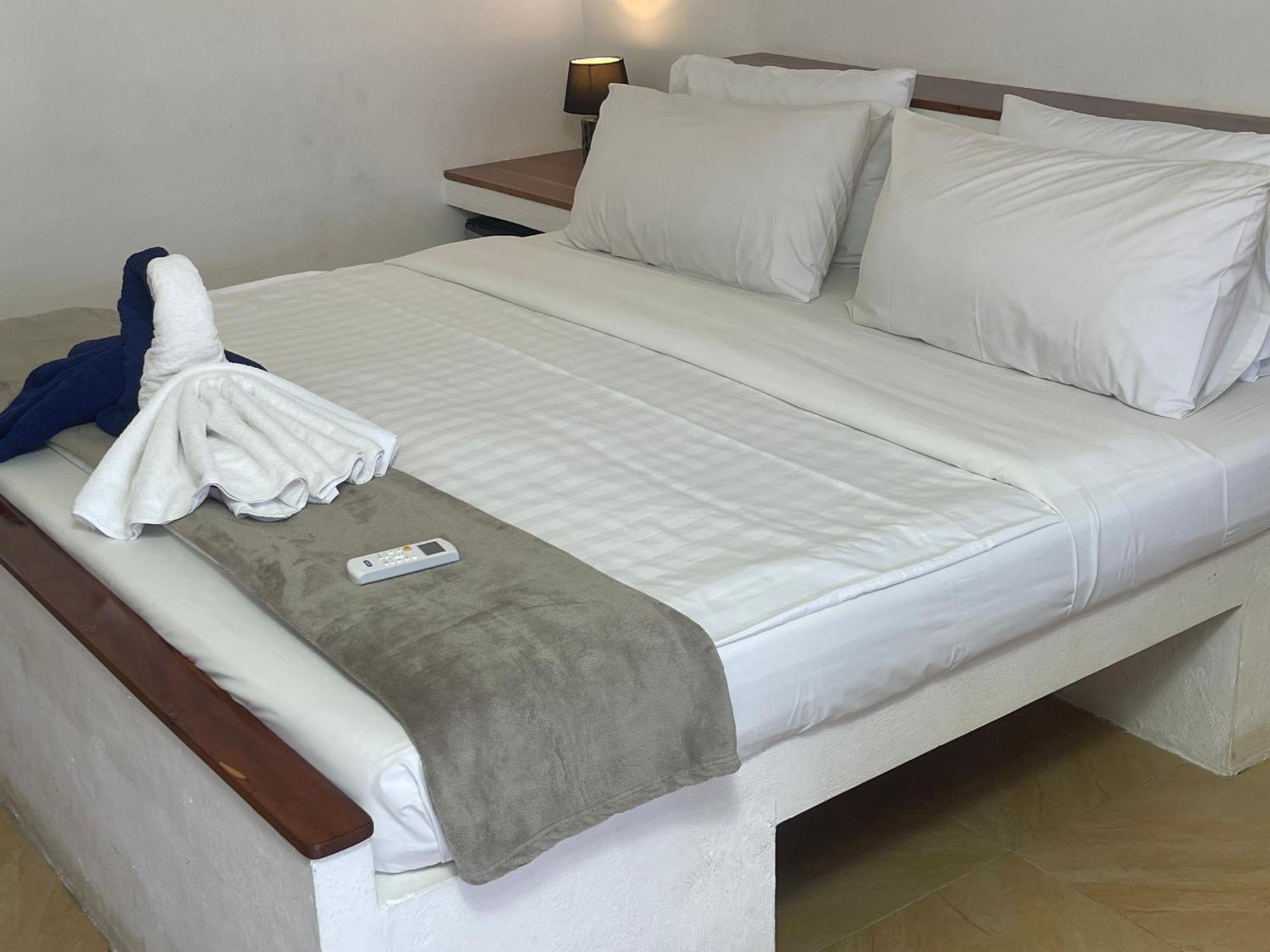 Parrot Resort Moalboal Kültér fotó